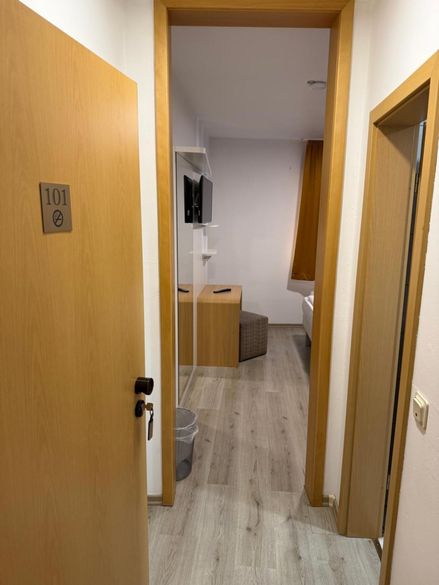 Hotel Eurocity Bruchköbel Zewnętrze zdjęcie